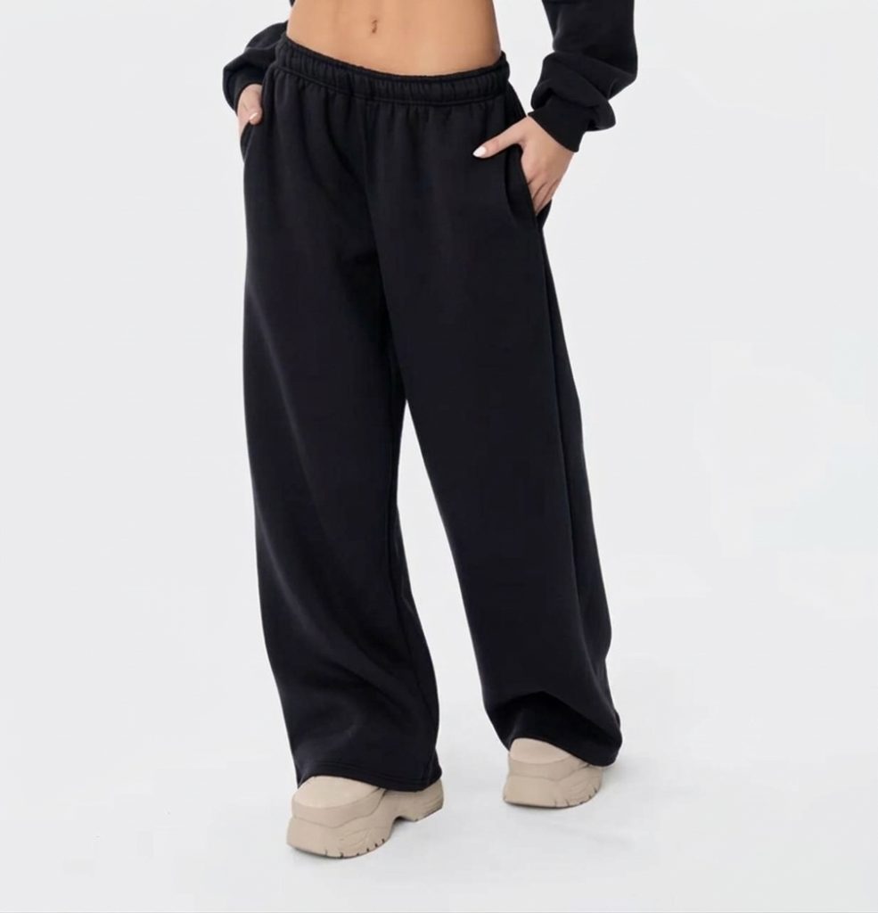 Baggy Black